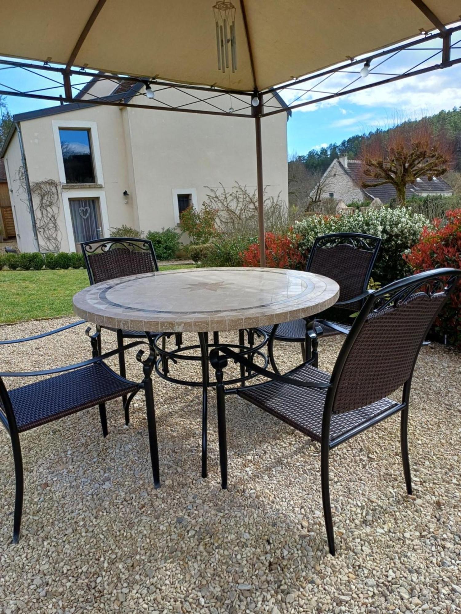 Le Repos Coquelicot Montillot Exterior foto